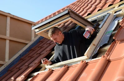 Pose de fenêtres de toit Velux à Punerot